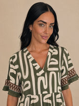 H6322 VERDE MIL. 07_bust_up