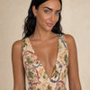 56445 BEIGE 07_bust_up