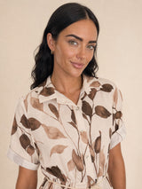 BH32272 BEIGE 07_bust_up