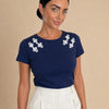 T-shirt con nodi cinesi applicati Loto