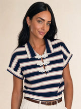 T-shirt con colletto e nodi cinesi, a righe larghe Yuna