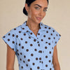Camicia smanicata a pois in cotone Tonda