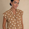 Camicia smanicata a pois in cotone Tonda