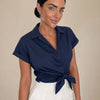 Camicia maniche corte con fiocco laterale Alisea